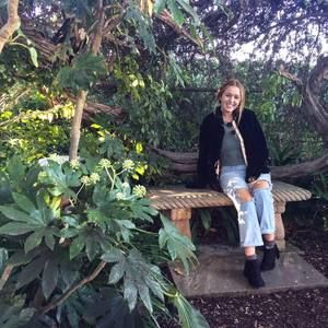 Meet your Posher, Carlyn